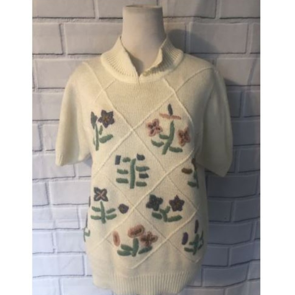 Vintage Alison Craig Short Sleeve Sweater Floral